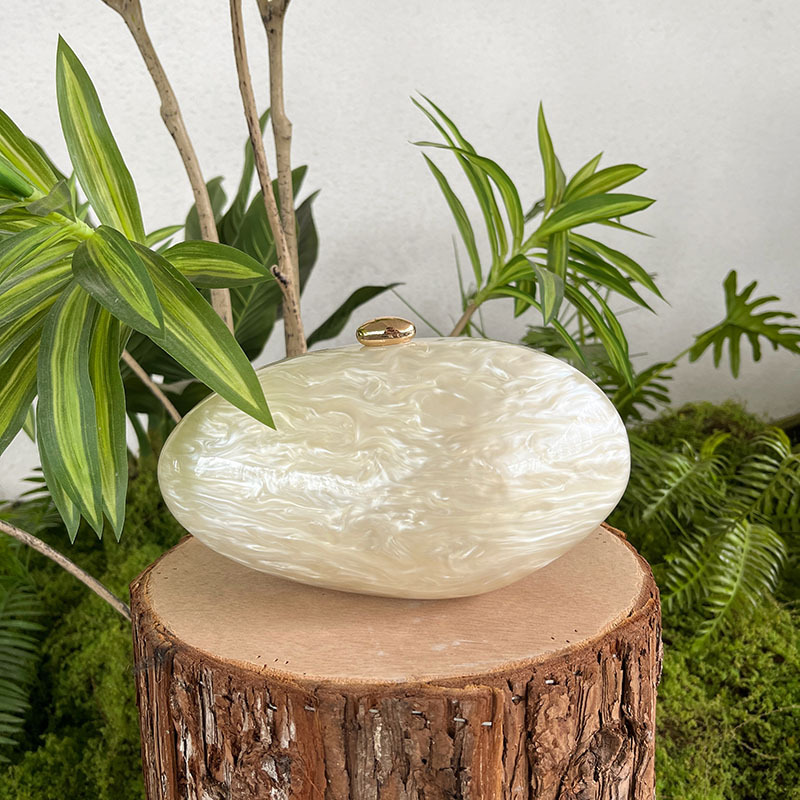 Oval Marble Beige Shell Acryli - đánh giá và giá Luxury Bags Cute