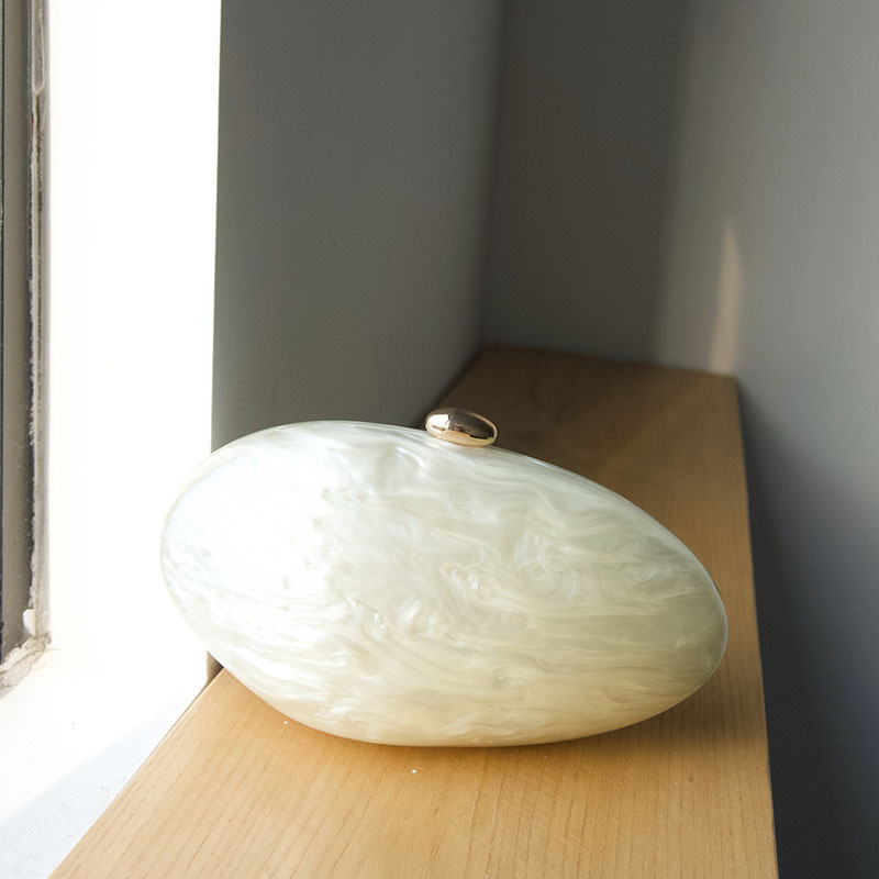 Oval Marble Beige Shell Acryli - đánh giá và giá Luxury Bags Cute