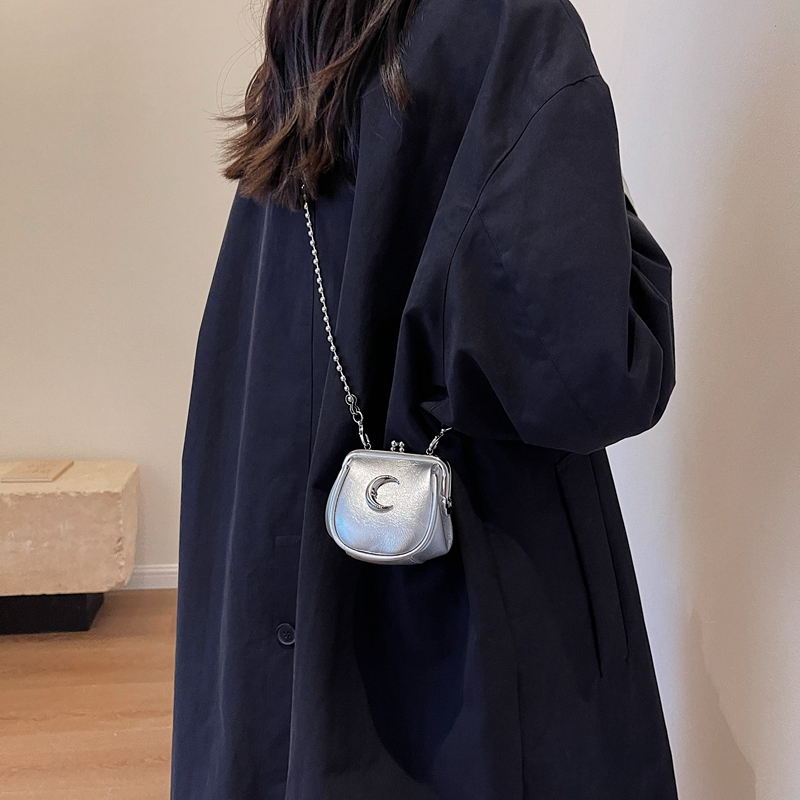 Silver Mini Cute Crossbody Bag - đánh giá và giá Luxury Bags Cute